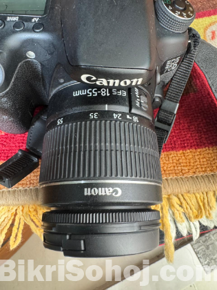 Canon 70D Camera + 15-55 lens Battery Grip 2 & Memory Card